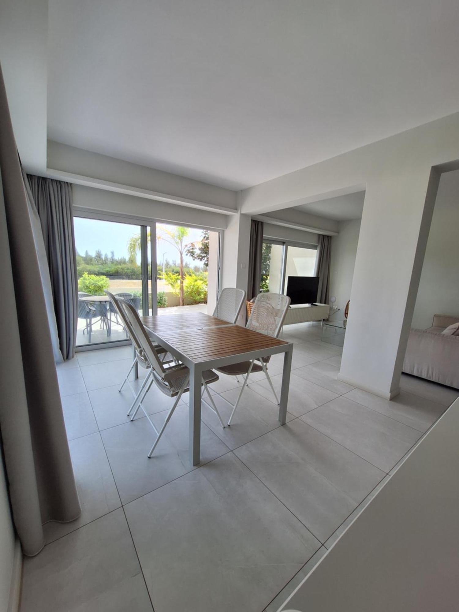 Emerald Suites Protaras Extérieur photo
