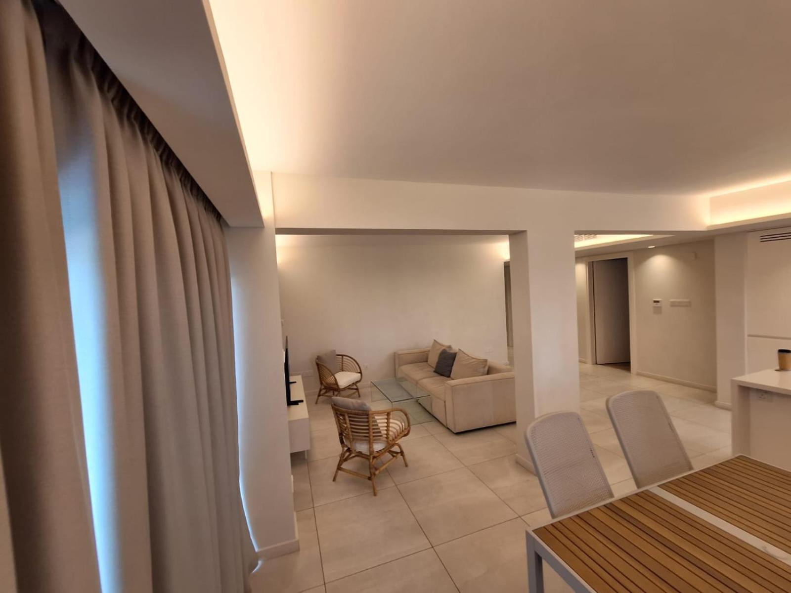 Emerald Suites Protaras Extérieur photo