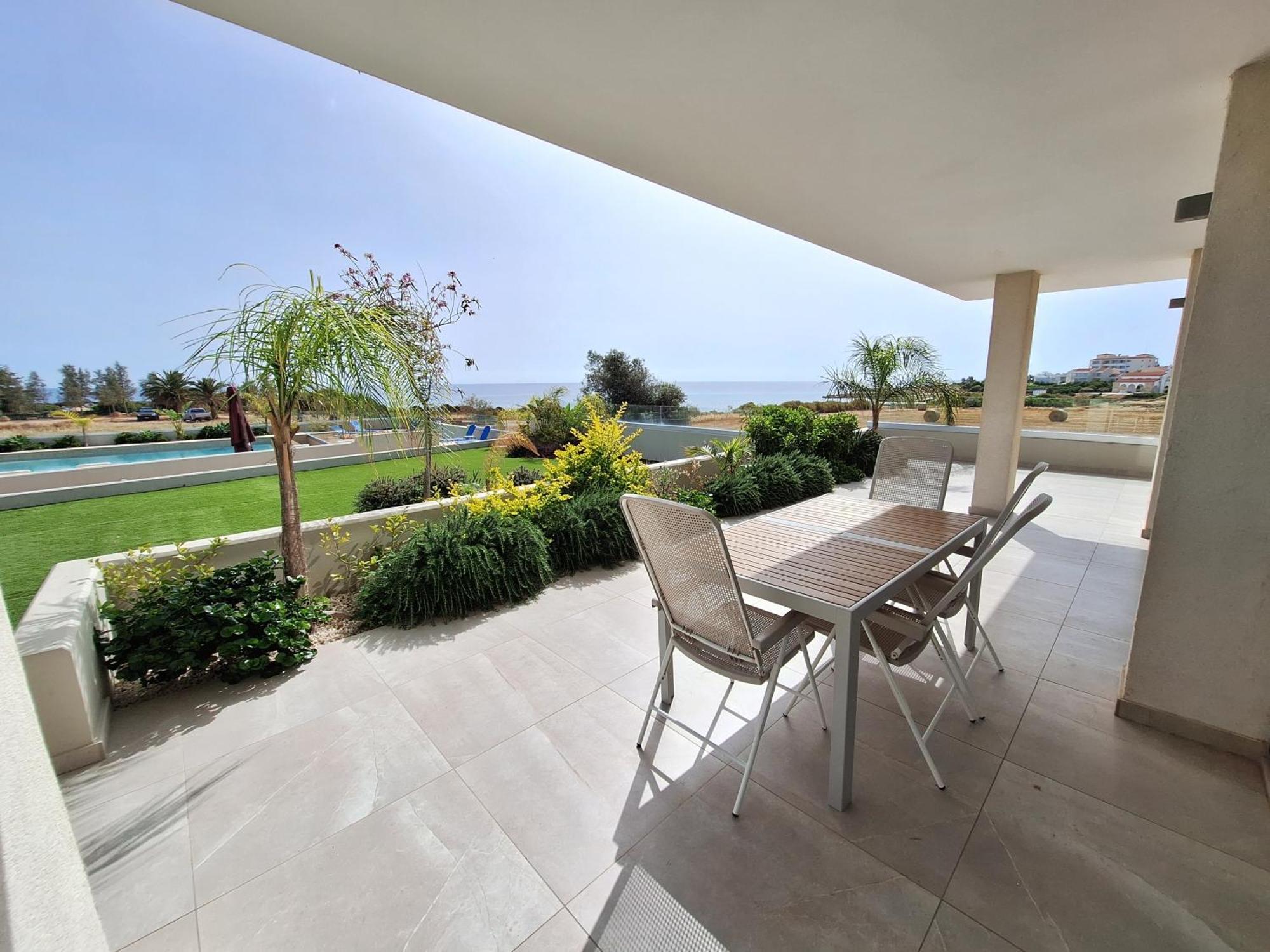 Emerald Suites Protaras Extérieur photo